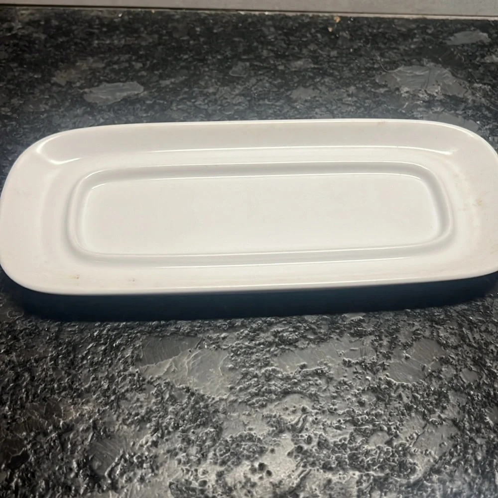 Noritake Springfield butter dish. Ceramic. In excellent condition